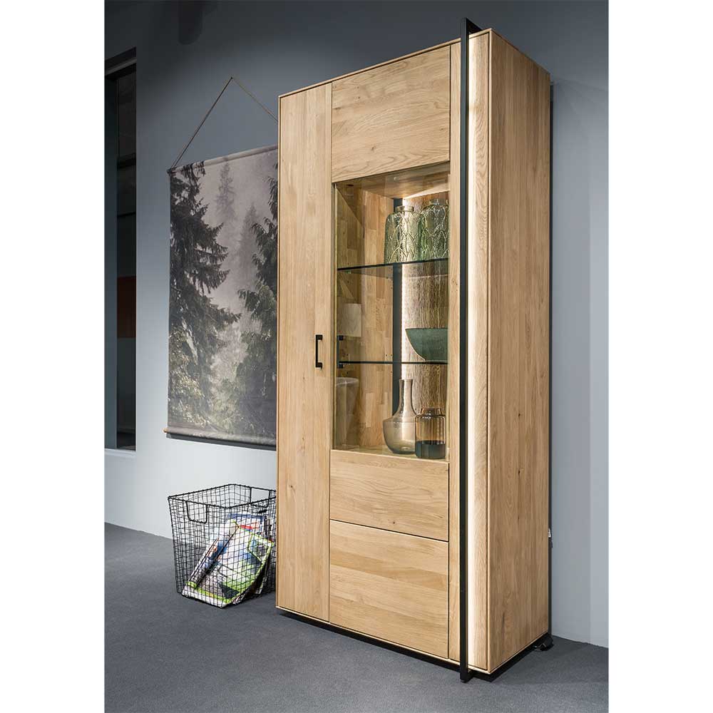 Natura Classico XL Wohnzimmervitrine in Asteichefarben Massivholz und Glas